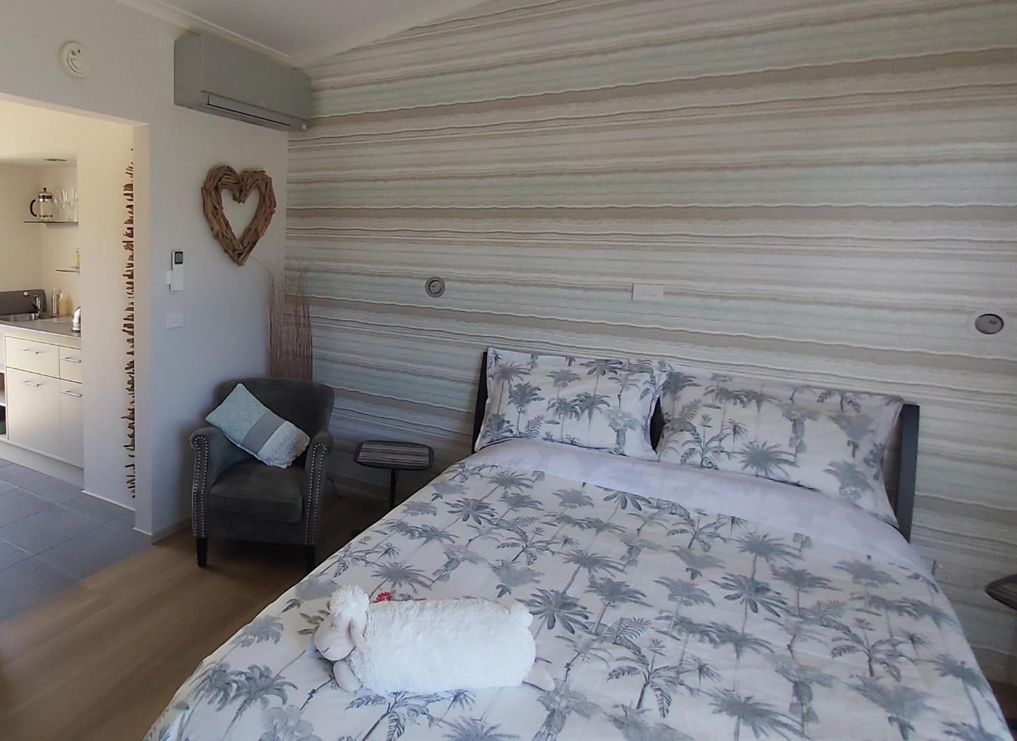 The Bay Lodge Pohara Εξωτερικό φωτογραφία